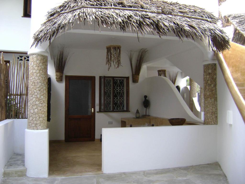 Zawadi Residence Ватаму Номер фото